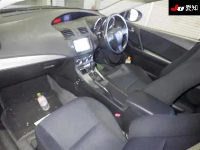 Mazda AXELA  с аукциона в Японии