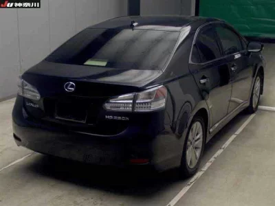 Lexus HS