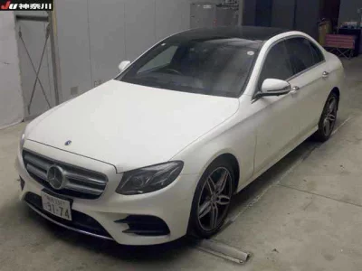 Mercedes-Benz E CLASS  с аукциона в Японии