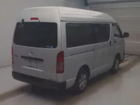 Toyota HIACE VAN лот № 62023 оценка 3.5  с аукциона в Японии 1