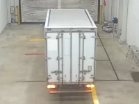 Nissan ATLAS лот № 3057 оценка 3.5  с аукциона в Японии 2