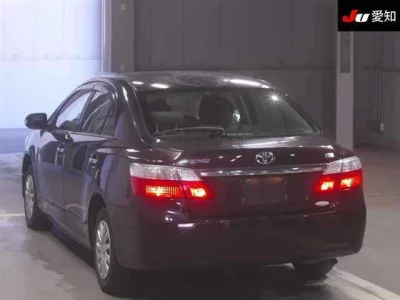 Toyota PREMIO  с аукциона в Японии