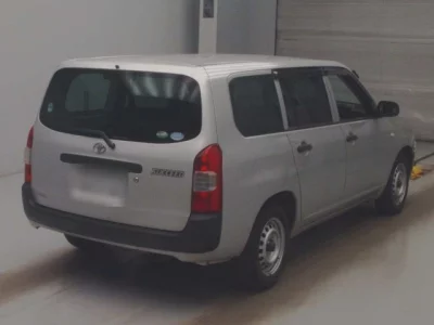 Toyota SUCCEED  с аукциона в Японии