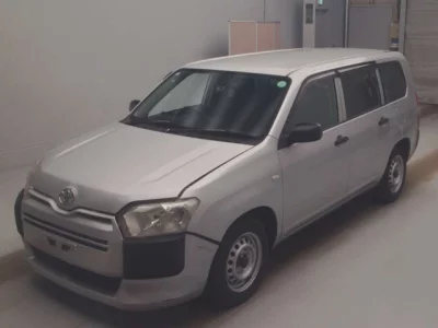 Toyota SUCCEED  с аукциона в Японии