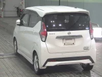 Nissan DAYZ лот № 2154 оценка 4  с аукциона в Японии 1