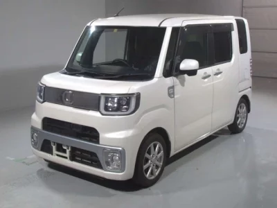 Daihatsu WAKE  с аукциона в Японии