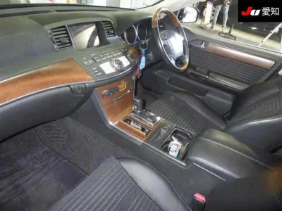 Nissan FUGA  с аукциона в Японии