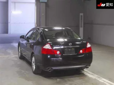 Nissan FUGA  с аукциона в Японии