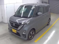 Nissan ROOX лот № 3032 оценка 4.5  с аукциона в Японии 2