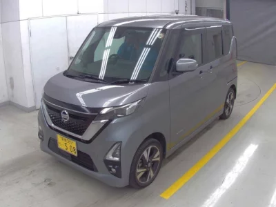 Nissan ROOX  с аукциона в Японии