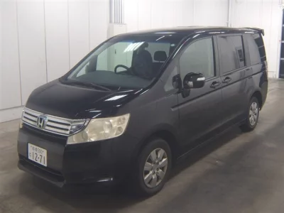 Honda STEP WAGON  с аукциона в Японии