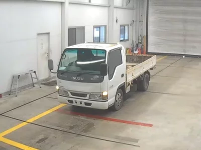 Isuzu ELF  с аукциона в Японии