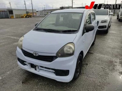 Toyota PIXIS EPOCH  с аукциона в Японии