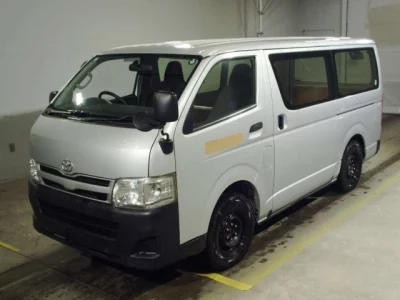 Toyota HIACE VAN  с аукциона в Японии