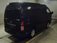 Toyota HIACE VAN лот № 62033 оценка 3.5  с аукциона в Японии 1