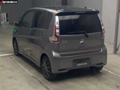 Mitsubishi EK CUSTOM