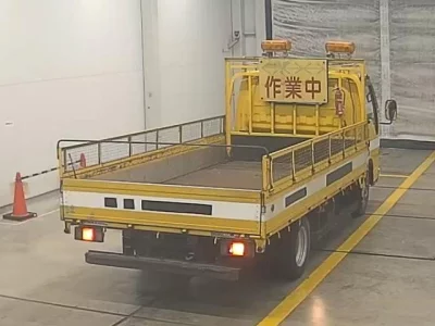 Isuzu ELF  с аукциона в Японии