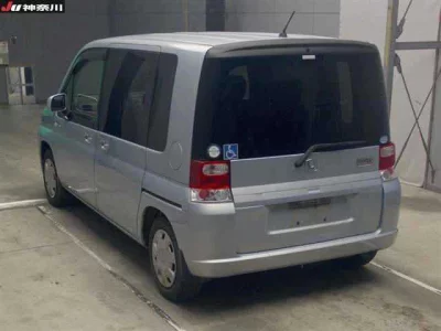 Honda MOBILIO  с аукциона в Японии