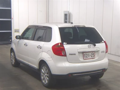 Mazda VERISA