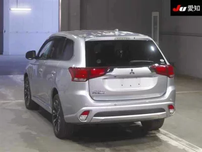 Mitsubishi OUTLANDER PHEV