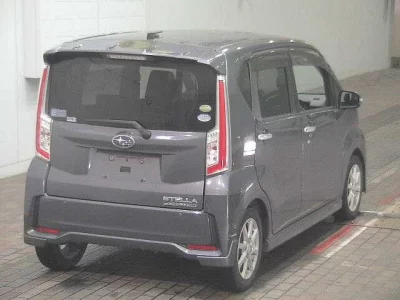 Subaru STELLA  с аукциона в Японии