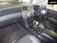 Toyota CROWN лот № 30239 оценка 3.5  с аукциона в Японии 2