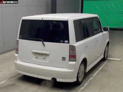 Toyota BB  с аукциона в Японии