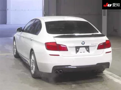 BMW 5-Series  с аукциона в Японии