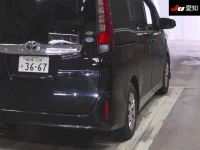 Toyota NOAH лот № 4132 оценка R  с аукциона в Японии 7