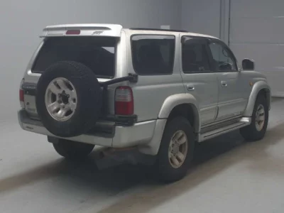 Toyota HILUX SURF  с аукциона в Японии