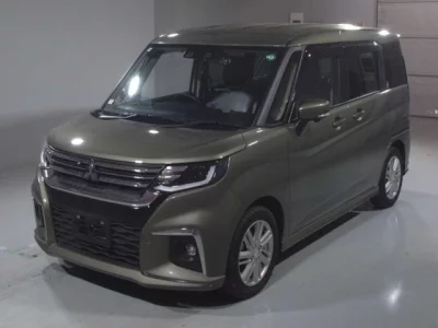 Mitsubishi DELICA D2  с аукциона в Японии