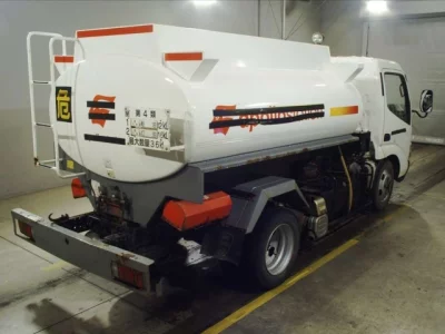 Toyota DYNA  с аукциона в Японии