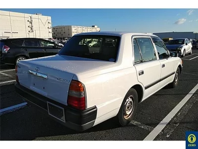 Toyota CROWN COMFORT