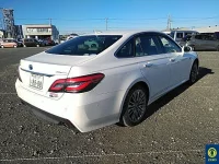 Toyota CROWN лот № 48 оценка 4  с аукциона в Японии 3