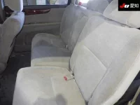 Toyota IPSUM лот № 30274 оценка 3.5  с аукциона в Японии 3