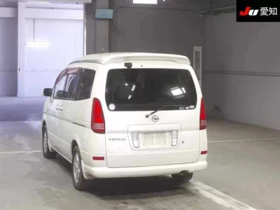 Nissan SERENA  с аукциона в Японии