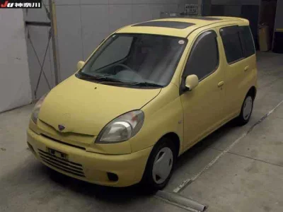 Toyota FUNCARGO  с аукциона в Японии
