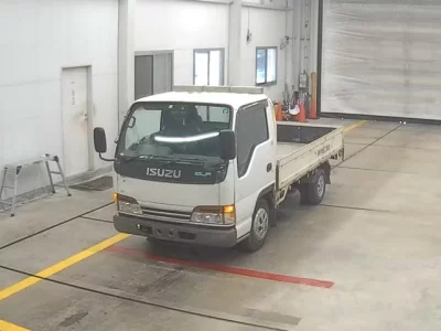 Isuzu ELF  с аукциона в Японии