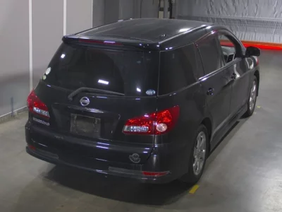 Nissan WINGROAD  с аукциона в Японии