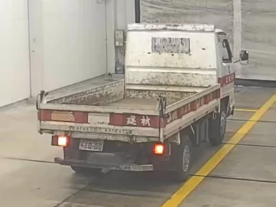 Isuzu ELF  с аукциона в Японии
