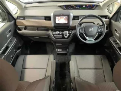 Honda FREED  с аукциона в Японии