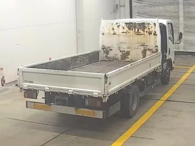Isuzu ELF  с аукциона в Японии
