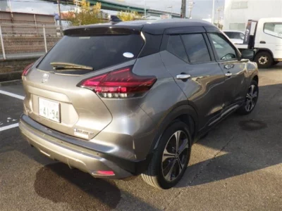 Nissan KICKS  с аукциона в Японии