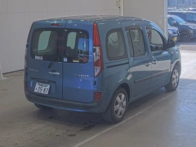 Renault KANGOO  с аукциона в Японии