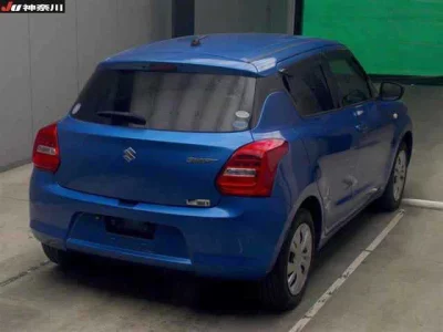 Suzuki SWIFT  с аукциона в Японии