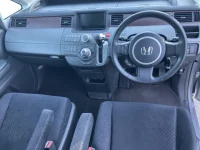 Honda STEP WAGON лот № 1749 оценка 3  с аукциона в Японии 3