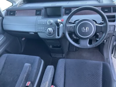 Honda STEP WAGON  с аукциона в Японии