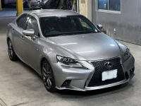 Lexus IS лот № 486 оценка 3.5  с аукциона в Японии 3