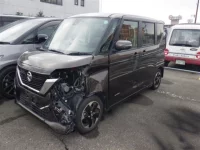 Nissan ROOX лот № 8012 оценка R  с аукциона в Японии 2