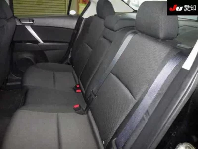 Mazda AXELA  с аукциона в Японии